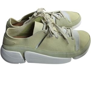 Clarks Trigenic Evo Women’s Sneakers – Green Nubuck (Size 10)